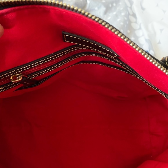 FREE SHIPPING!! BEAUTIFUL Dooney & Bourke Croc Embossed Satchel, LOOKS NEW! - Picture 4 of 5